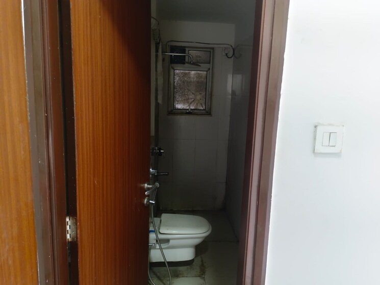 Bathroom, krishna-residency-andheri 2 Bedroom 815 Sq.Ft. Apartment In Andheri East Mumbai 7583418