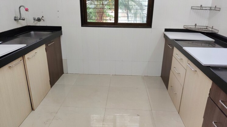 Bathroom, bdl-radhakrishnan 4 Bedroom 1750 Sq.Ft. Apartment In Chembur Mumbai 7583641