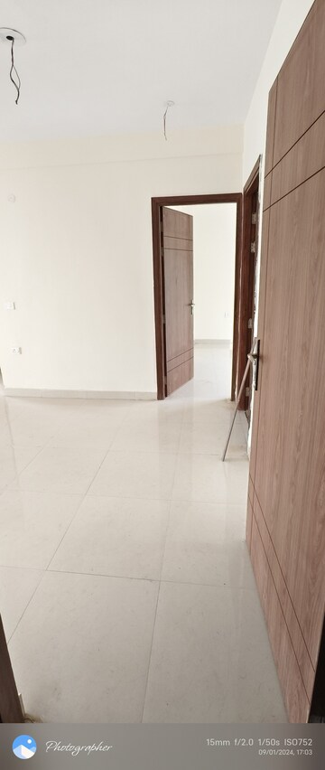 Room in 2 BHK Apartment at Eldeco Accolade, Sohna Sector 2 – for Sale