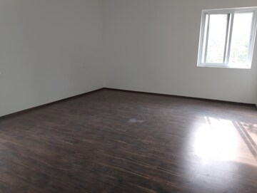 Room in 5 BHK Villa at Tellapur – for Sale