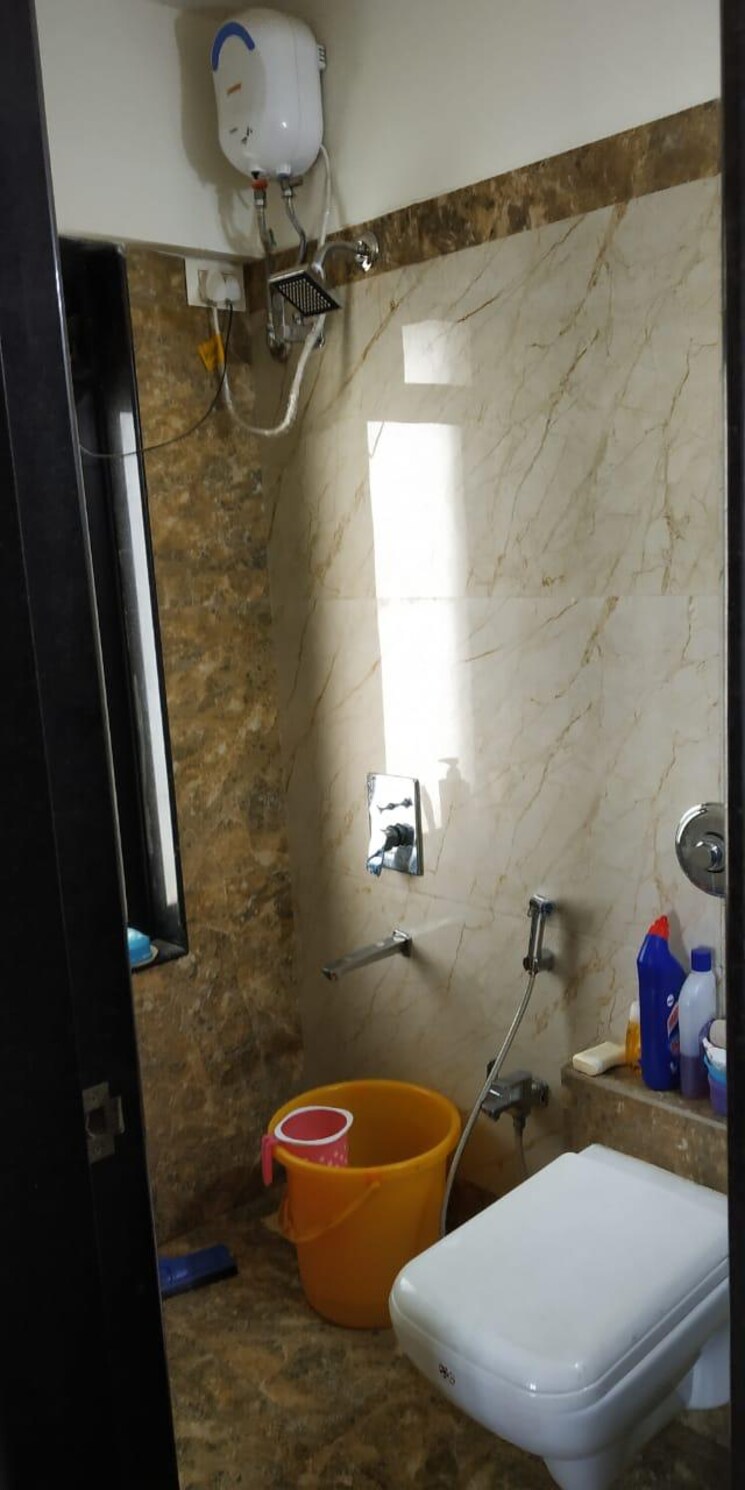 Bathroom, atul-blue-fortune 2 Bedroom 720 Sq.Ft. Apartment In Andheri East Mumbai 7584282
