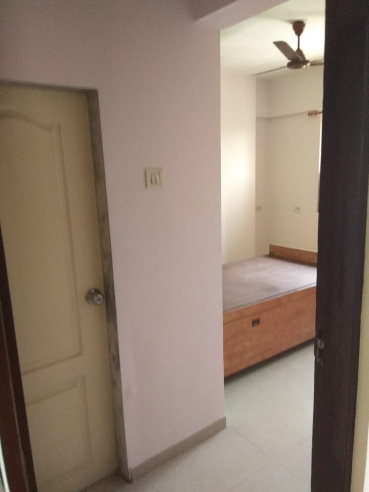 Bathroom, haware-palms 1 Bedroom 700 Sq.Ft. Apartment In Muthaval Thane 7584341