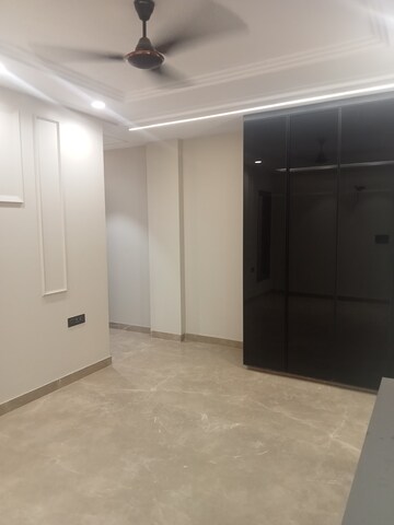 Building Lobby in 4 BHK Builder Floor at Sector 12 Dwarka – for Sale