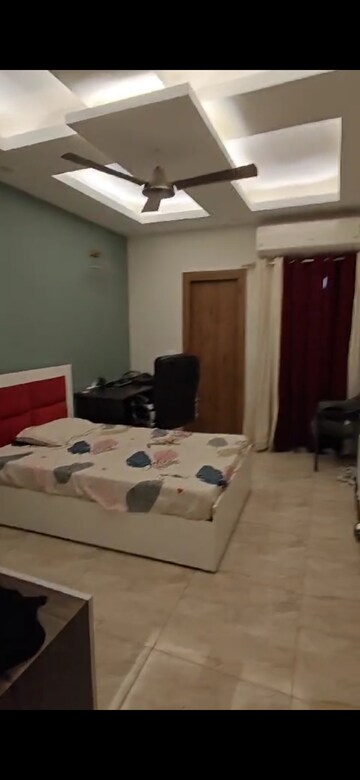 Bedroom in 3.5 BHK Apartment at SKA Greenarch, Sector 16b Greater Noida – for Sale