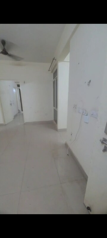 Room in 2 BHK Apartment at Conscient Habitat 78, Sector 78 – for Sale