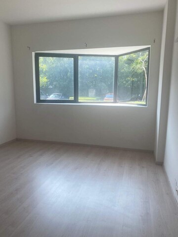 Room in 1 BHK Apartment at Sai Crystal Empire, Nalasopara East – for Sale