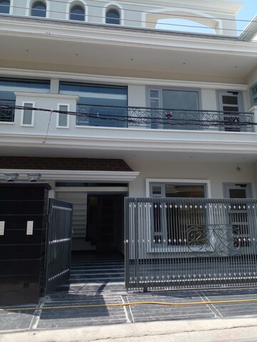 6 BHK Independent House For Resale in Peer Mucchalla Zirakpur  7585481