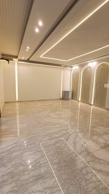 4 BHK Builder Floor For Sale in Shalimar Bagh