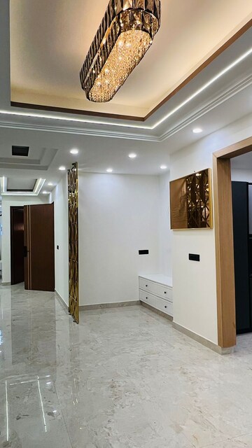 Building Lobby in 4 BHK Builder Floor at Housing Board Colony Sector 51, Sector 51 – for Sale
