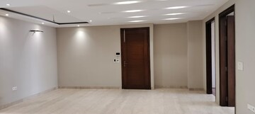 Room in 4 BHK Builder Floor at SS Mayfield Gardens, Sector 51 – for Sale