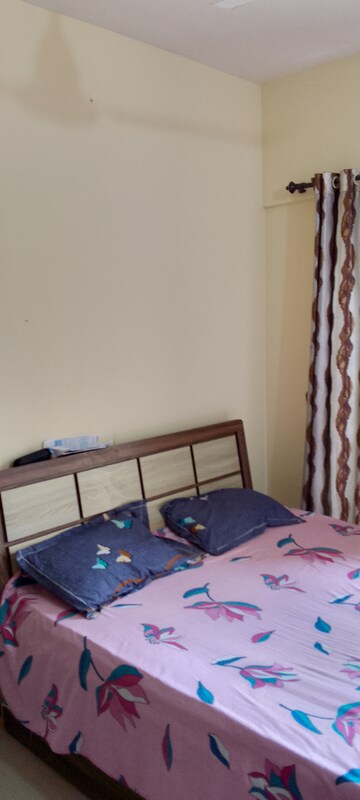Room in 1.5 BHK Apartment at Virar West – for Sale