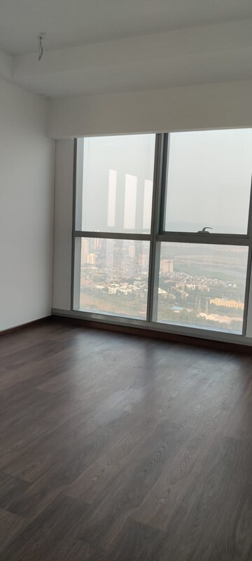 2 BHK Apartment For Rent in Seven Bungalow, Andheri West