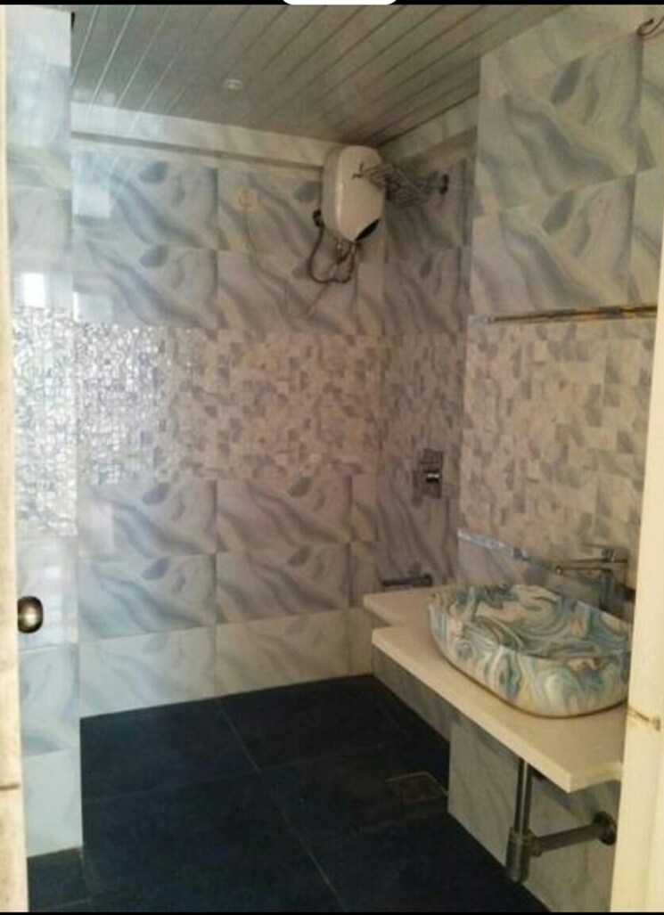 Bathroom, platinum-vista 3 Bedroom 1250 Sq.Ft. Apartment In Khar West Mumbai 7586205