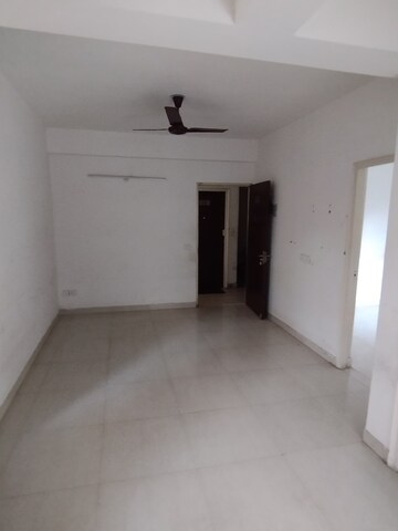 Room in 2 BHK Apartment at Pyramid Elite, Sector 86 – for Sale