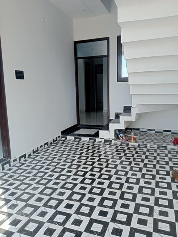 Bedroom in 3 BHK Independent House at Gomti Nagar – for Sale