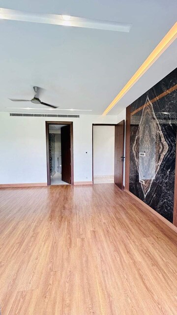 Room in 3 BHK Builder Floor at Ansal API Esencia, Sector 67 – for Sale