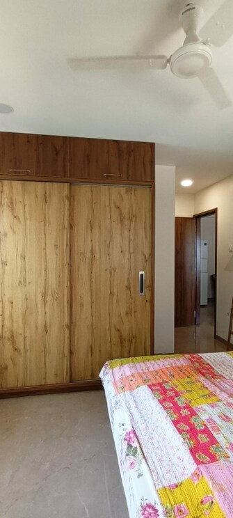 2 BHK Apartment For Rent in Parinee 11 West Juhu Mumbai  7587002