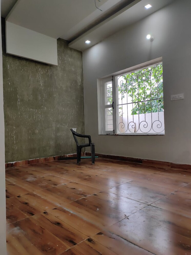 Room, sahastradhara 3 Bedroom 150 Sq.Yd. Independent House In Sahastradhara Dehradun 7587135