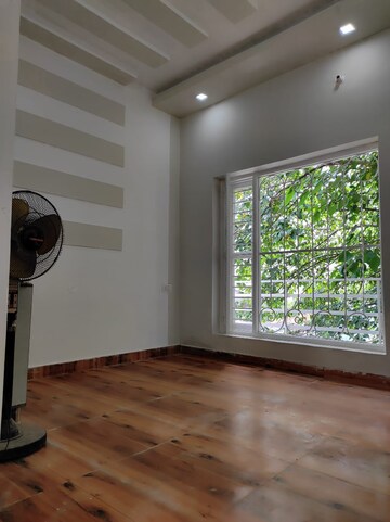 Room in 3 BHK Independent House at Sahastradhara – for Sale