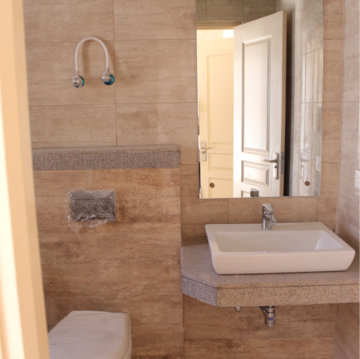 Bathroom in 2.5 BHK Apartment at Experion The Heart Song, Sector 108 – for Sale