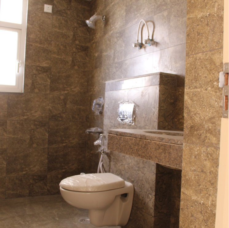 Bathroom, experion-the-heart-song 2.5 Bedroom 1283 Sq.Ft. Apartment In Sector 108 Gurgaon 7587688