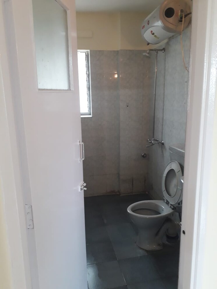 Bathroom, sacred-heart-town 3 Bedroom 1600 Sq.Ft. Apartment In Wanowrie Pune 7587825