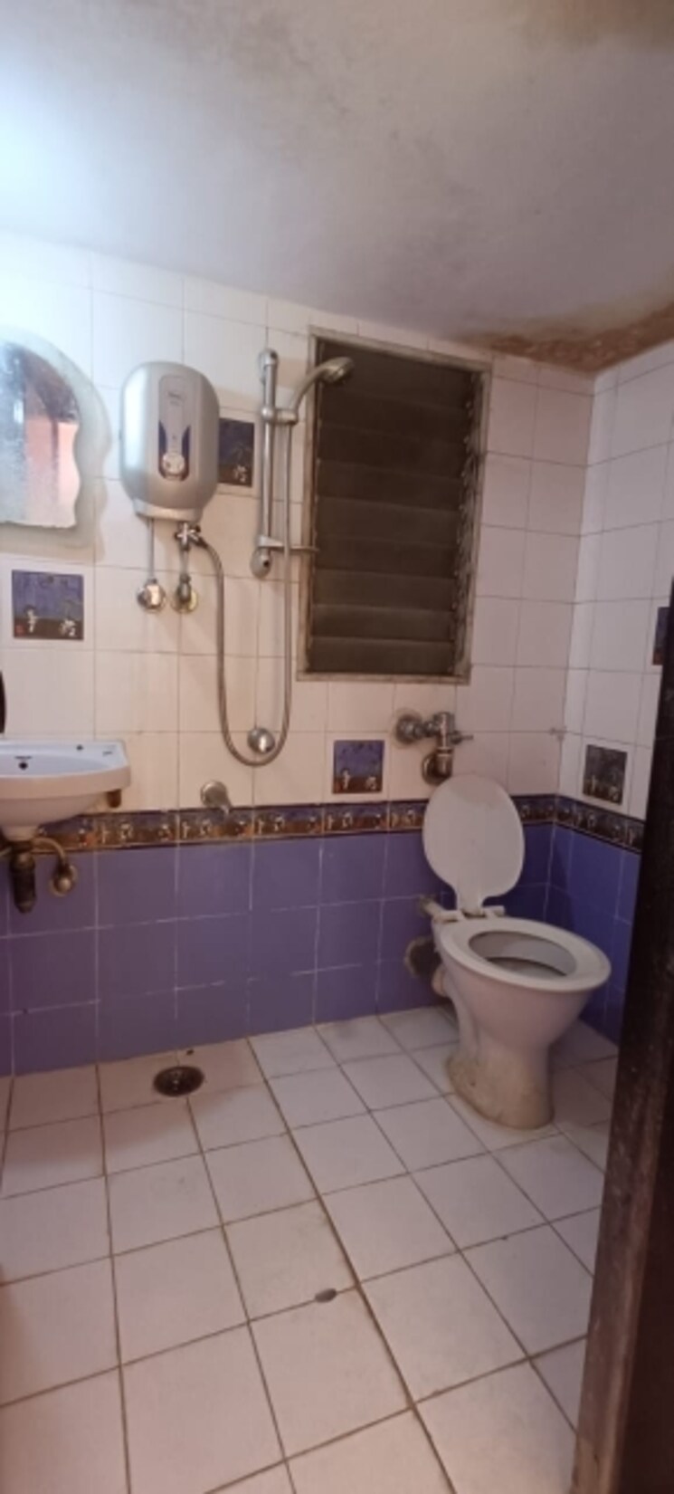 Bathroom, rose-garden-chs-santacruz 1 Bedroom 500 Sq.Ft. Builder Floor In Santacruz East Mumbai 7587929