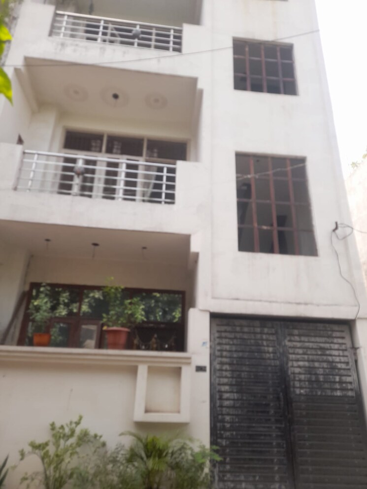 Exterior View, vasundhara sector 10 6 Bedroom 3000 Sq.Ft. Independent House In Vasundhara Sector 10 Ghaziabad 7588163