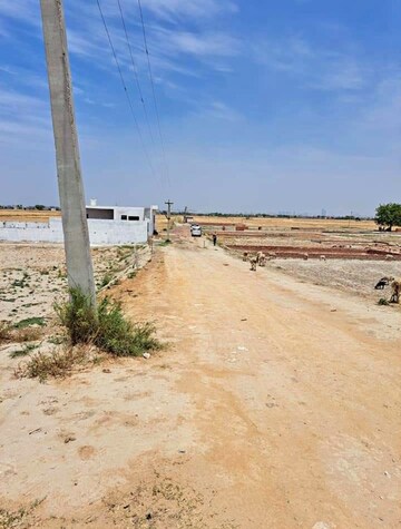  Plot For Sale in Bhopani Village