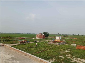  Plot For Sale in Bhopani Village
