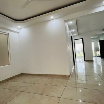 Room in 3 BHK Apartment at Motia'z Harmony Greens, Kishanpura – for Sale