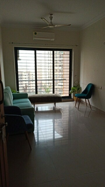 Master Bedroom in 1 BHK Apartment at K Raheja Heights, Malad East – for Rent