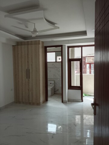 Room in 3 BHK Builder Floor at Chattarpur – for Sale
