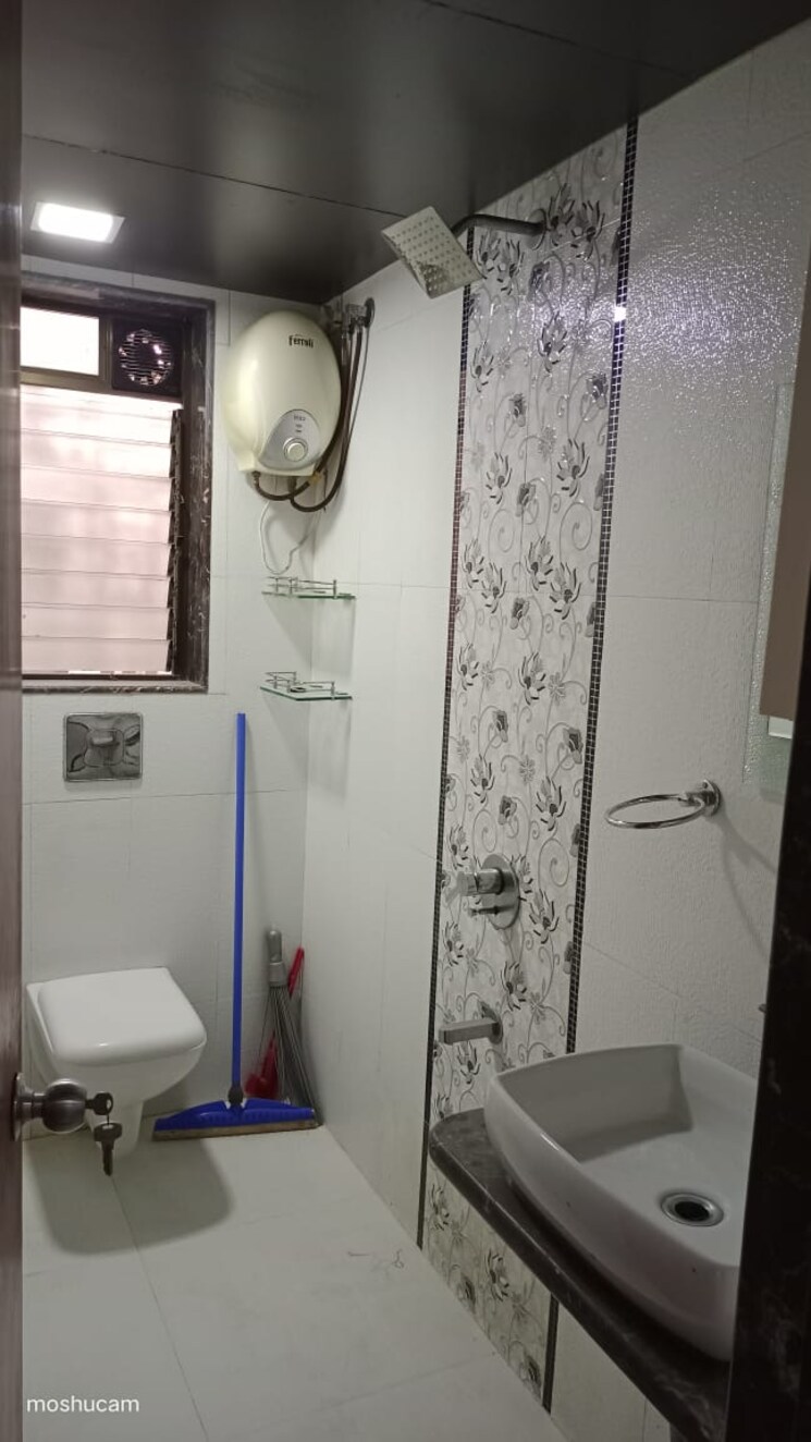 Bathroom, cosmopolitan-apsara-apartment 2 Bedroom 900 Sq.Ft. Apartment In Pali Hill Mumbai 7589177