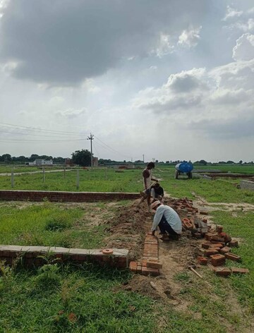  Plot For Sale in Bhopani Village