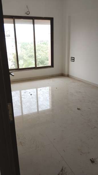 2 BHK Apartment For Resale in Vile Parle East Mumbai  7589474