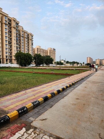  Plot For Sale in ROF Green Meadows, Sohna Sector 35