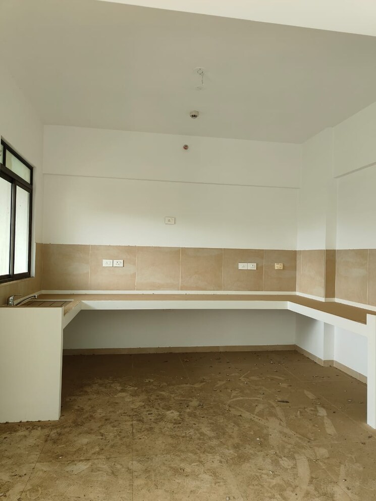 Kitchen, gera-isle-royale 5 Bedroom 2400 Sq.Ft. Apartment In Bavdhan Pune 7589589