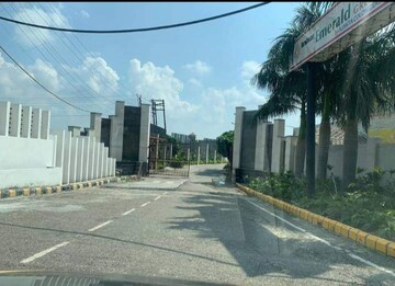  Plot – Exterior View View at Ajanta Vardhman Emerald Greens, Siwaya Jamalullapur - for Sale