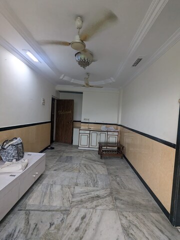 Bedroom in 2 BHK Apartment at Kalwa – for Rent