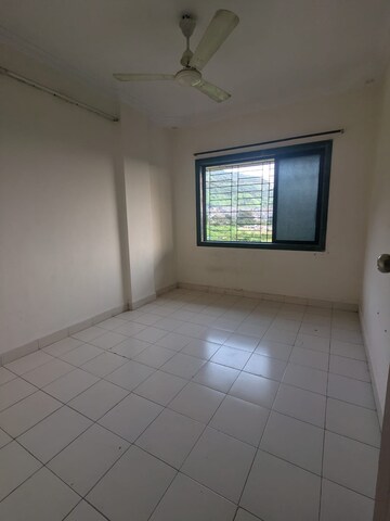 Room in 2 BHK Apartment at Kalwa – for Rent