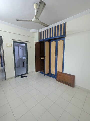 Room in 2 BHK Apartment at Kalwa – for Rent