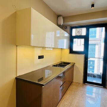 Kitchen in 3.5 BHK Builder Floor at Ansal Oriental Homes, Sector 57 – for Sale