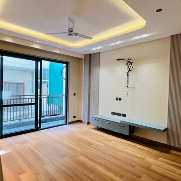Room in 3.5 BHK Builder Floor at Ansal Oriental Homes, Sector 57 – for Sale