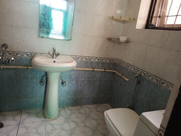 Kitchen in 3 BHK Builder Floor at Ardee City, Sector 52 – for Sale