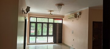 Room in 3 BHK Builder Floor at Ardee City, Sector 52 – for Sale