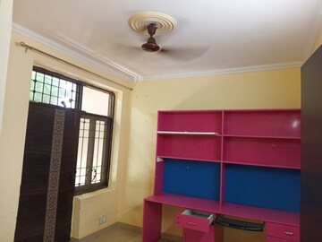 Furnished Amenities in 3 BHK Builder Floor at Ardee City, Sector 52 – for Sale