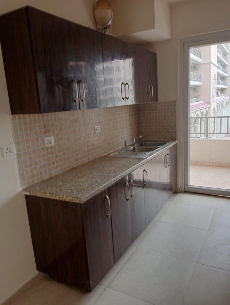 Kitchen, dlf-new-town-heights-ii 3 Bedroom 1845 Sq.Ft. Apartment In Sector 86 Gurgaon 7590710