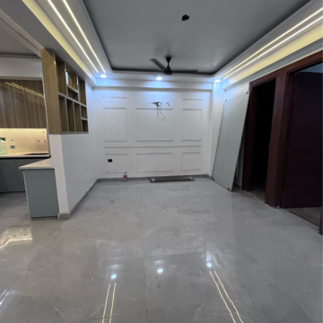Kitchen in 3 BHK Builder Floor at Sector 104 – for Sale