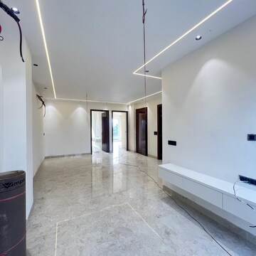 Staircase in 3 BHK Builder Floor at Sector 63a – for Sale